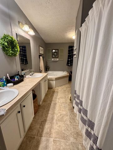 261 Owen Davis Drive, Ewing, KY 41039