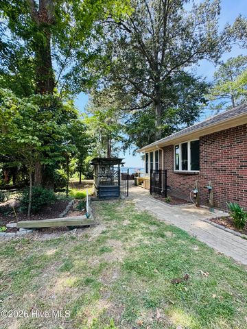 186 E Camp Perry Road, Hertford, NC 27944