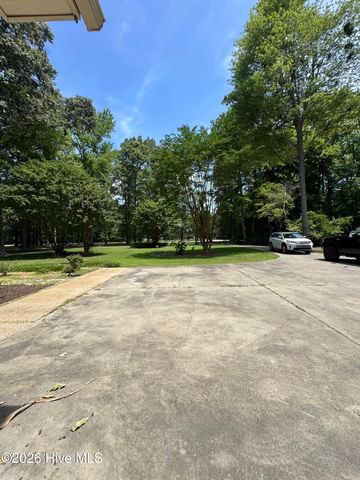 186 E Camp Perry Road, Hertford, NC 27944