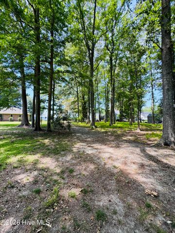 186 E Camp Perry Road, Hertford, NC 27944