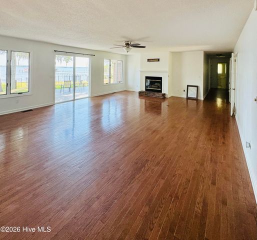 186 E Camp Perry Road, Hertford, NC 27944