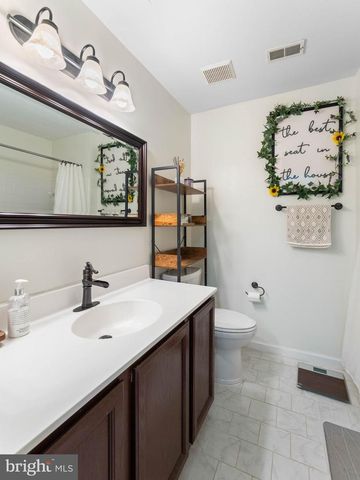 108 LIBERTY WAY, Woodbury, NJ 08096