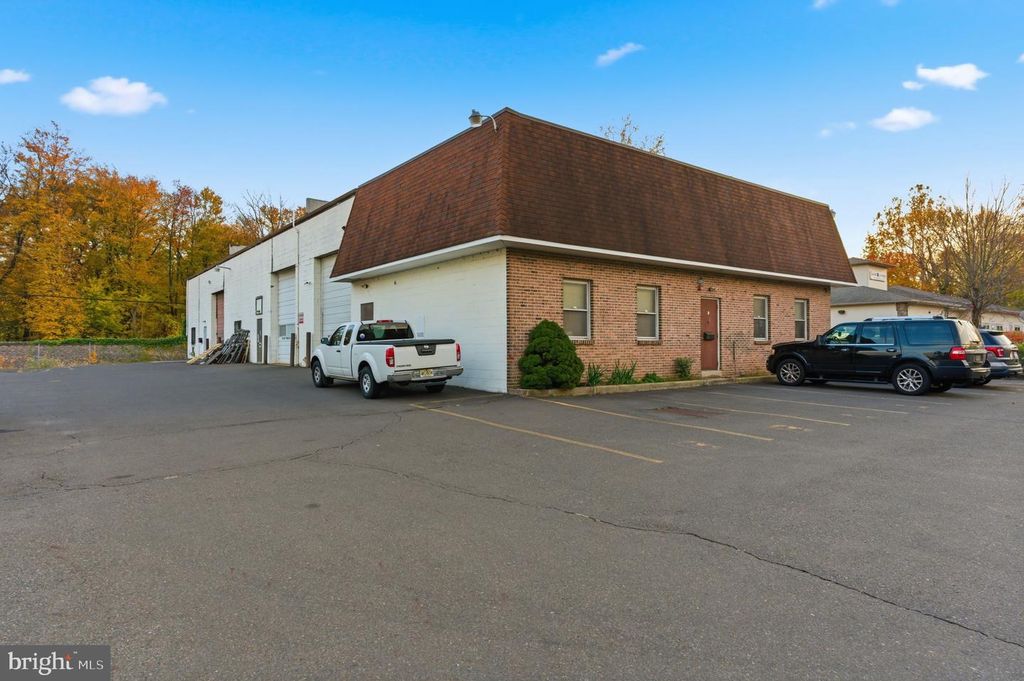 Image 1 of property listing at 145 PHILMONT AVE, Feasterville Trevose, PA 19053