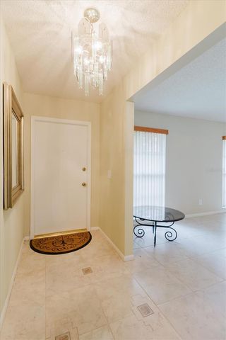 8222 LA SERENA DRIVE, Tampa, FL 33614