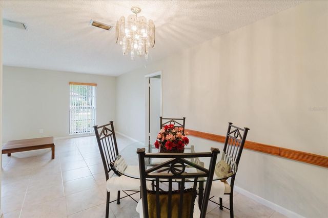 8222 LA SERENA DRIVE, Tampa, FL 33614