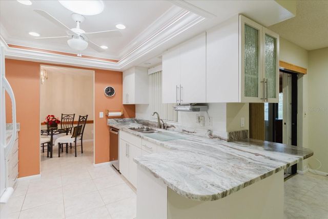 8222 LA SERENA DRIVE, Tampa, FL 33614