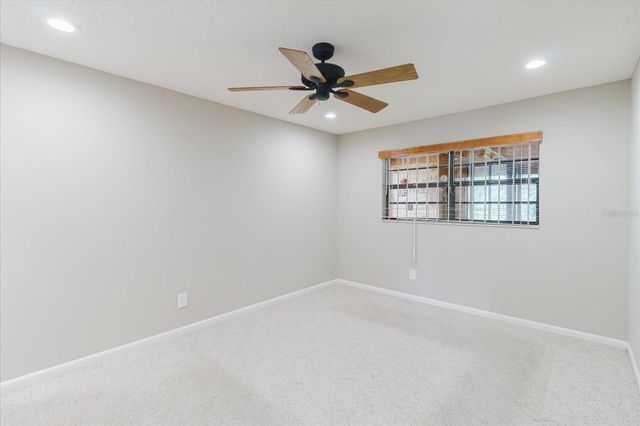 8222 LA SERENA DRIVE, Tampa, FL 33614