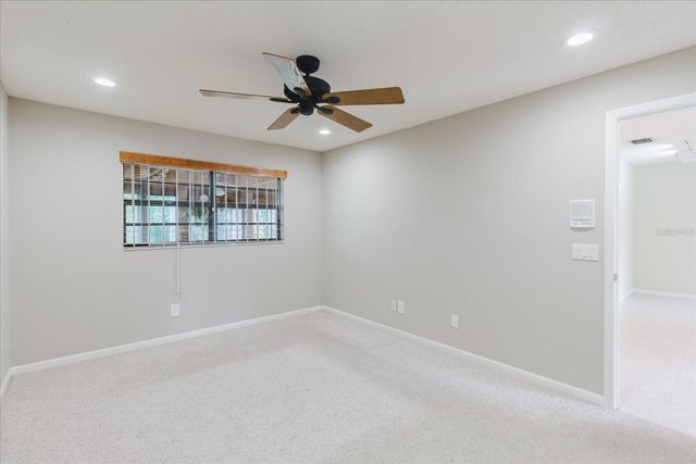 8222 LA SERENA DRIVE, Tampa, FL 33614