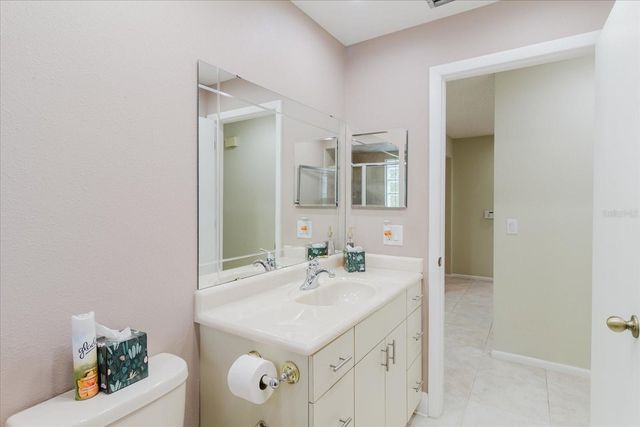 8222 LA SERENA DRIVE, Tampa, FL 33614