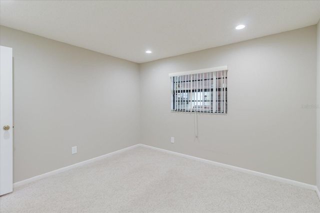 8222 LA SERENA DRIVE, Tampa, FL 33614