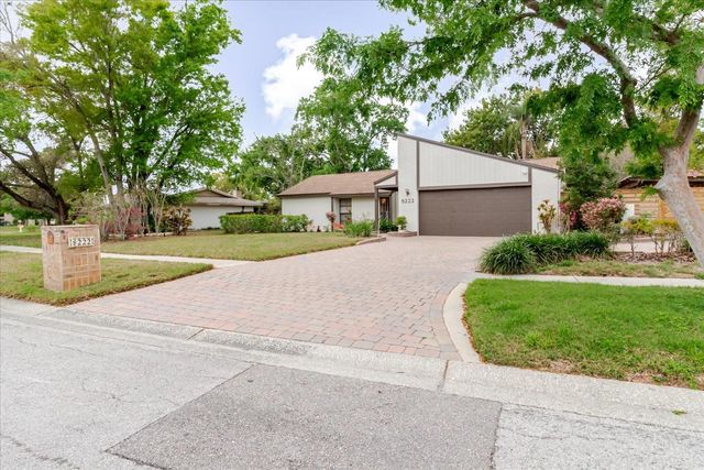 8222 LA SERENA DRIVE, Tampa, FL 33614