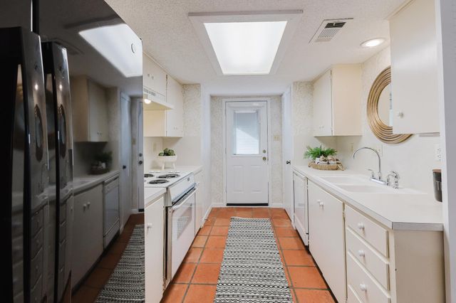 3500 Enfield F, Austin, TX 78703