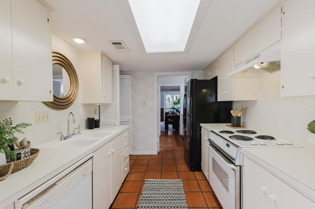 3500 Enfield F, Austin, TX 78703