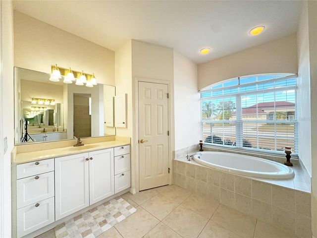 9011 PROVINCE STREET, Sarasota, FL 34240