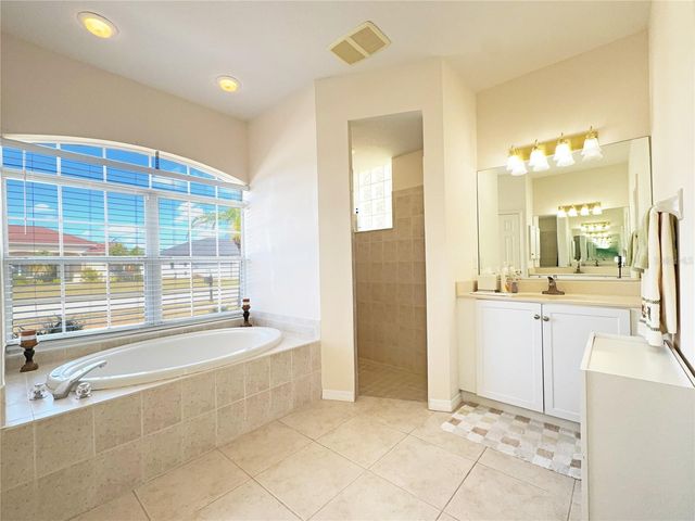 9011 PROVINCE STREET, Sarasota, FL 34240