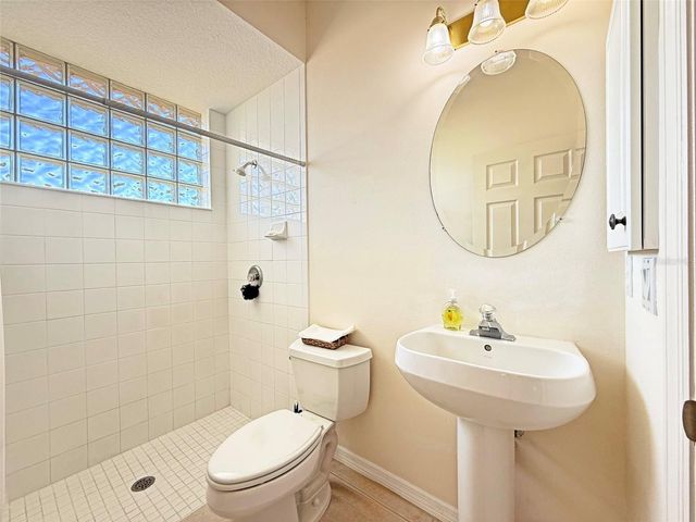 9011 PROVINCE STREET, Sarasota, FL 34240