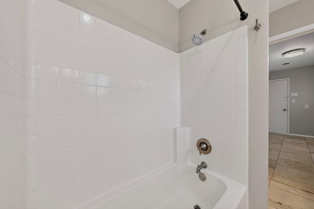 1617 Cedar Ridge Drive NE, Albuquerque, NM 87112