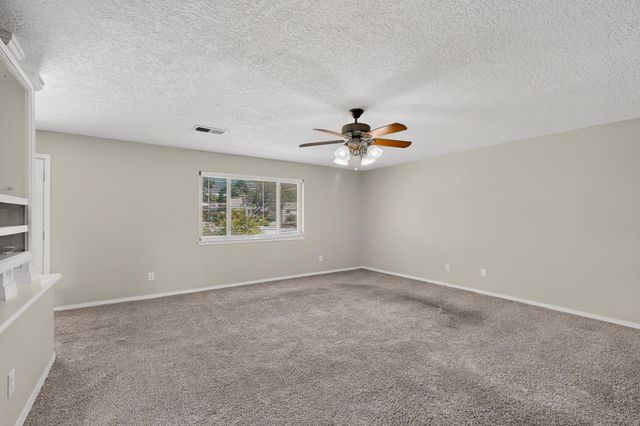 1617 Cedar Ridge Drive NE, Albuquerque, NM 87112
