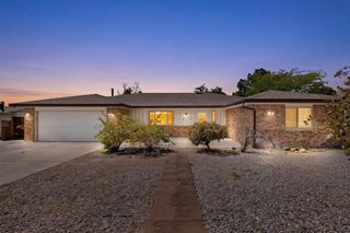 1617 Cedar Ridge Drive NE, Albuquerque, NM 87112