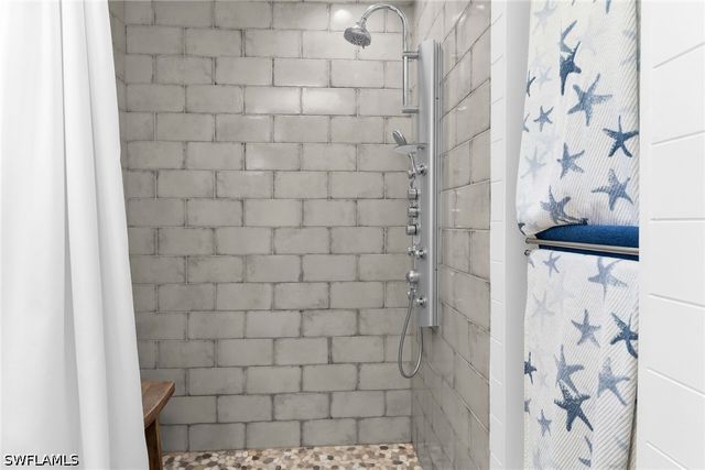 681 15th ST SW, Naples, FL 34117