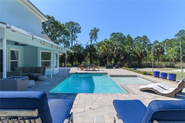 681 15th ST SW, Naples, FL 34117