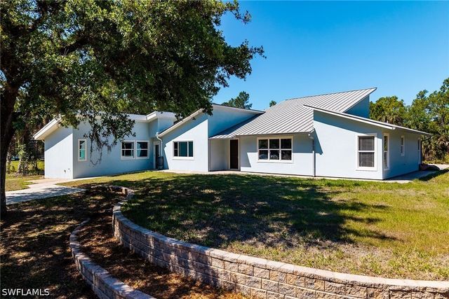 681 15th ST SW, Naples, FL 34117