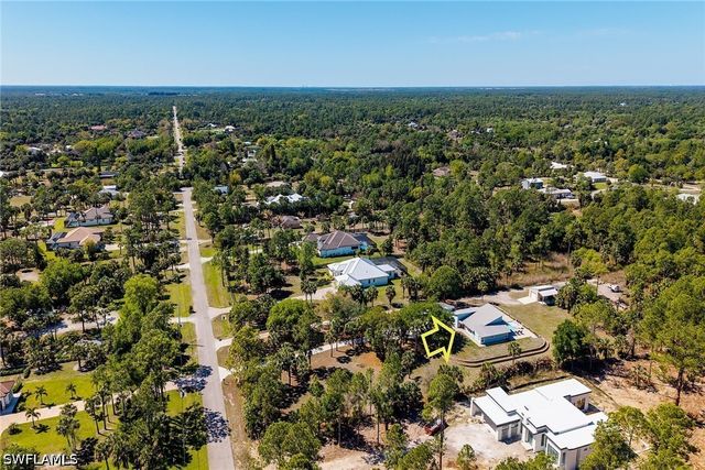 681 15th ST SW, Naples, FL 34117