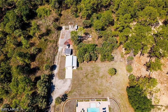681 15th ST SW, Naples, FL 34117
