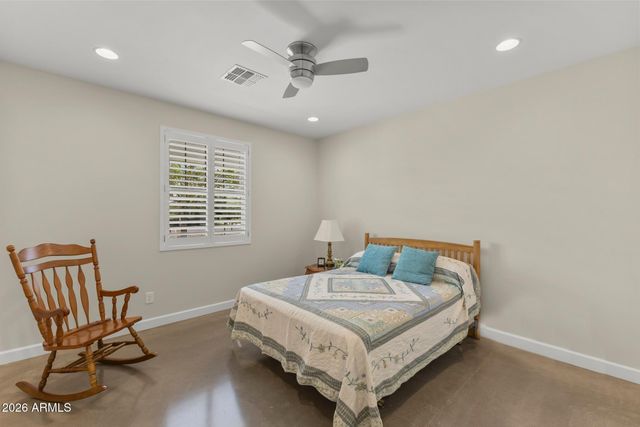 8410 W Sands Court, Peoria, AZ 85383