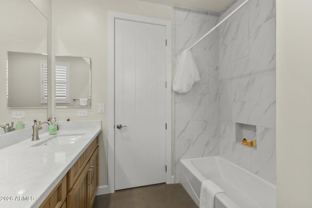 8410 W Sands Court, Peoria, AZ 85383