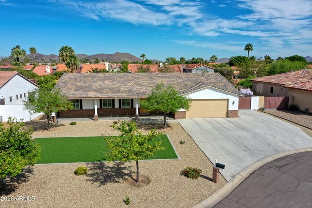 8410 W Sands Court, Peoria, AZ 85383