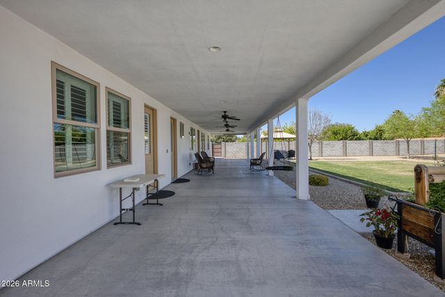 8410 W Sands Court, Peoria, AZ 85383