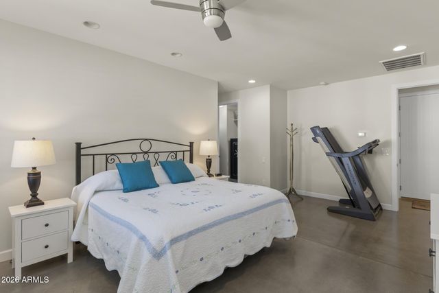 8410 W Sands Court, Peoria, AZ 85383