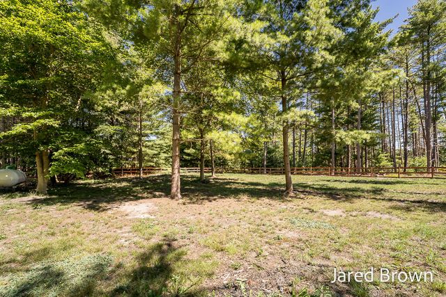 17528 136th Avenue, Nunica, MI 49448