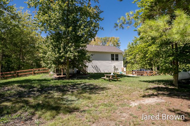 17528 136th Avenue, Nunica, MI 49448