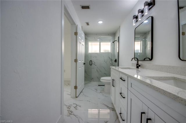 6497 Royal Woods DR, Fort Myers, FL 33908