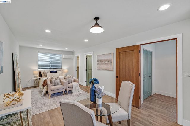 1861 Linden St, Livermore, CA 94551