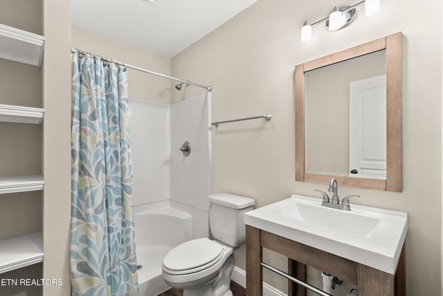 4616 Topsail Way, Knoxville, TN 37918