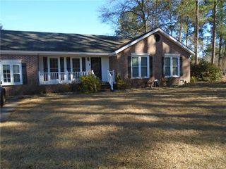 3503 Farm Circle Road, Fayetteville, NC 28306