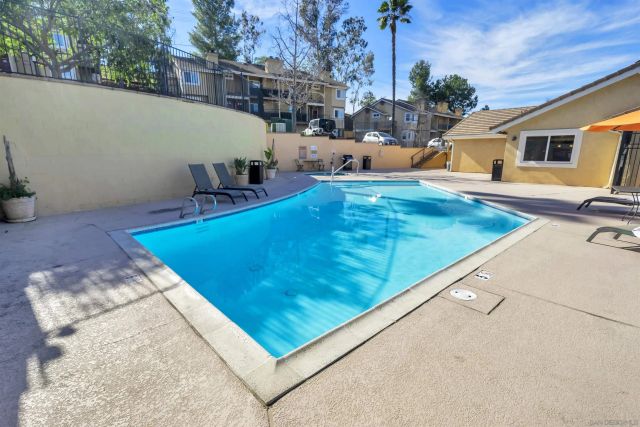 495 San Pascual Valley Road 142, Escondido, CA 92027