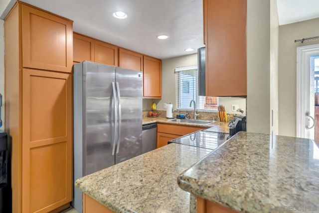 495 San Pascual Valley Road 142, Escondido, CA 92027