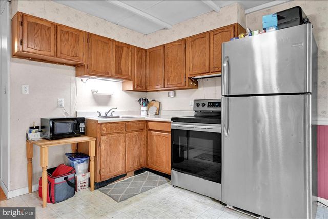 602 HILLSIDE AVE, Shamokin, PA 17872