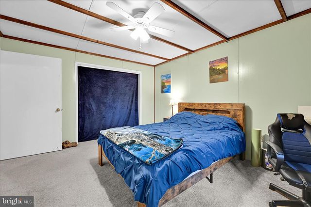 602 HILLSIDE AVE, Shamokin, PA 17872