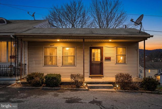 602 HILLSIDE AVE, Shamokin, PA 17872