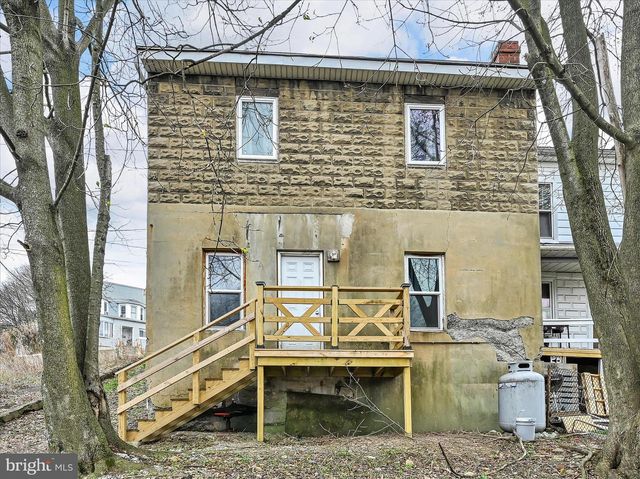 602 HILLSIDE AVE, Shamokin, PA 17872