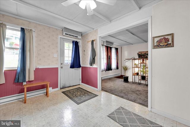 602 HILLSIDE AVE, Shamokin, PA 17872