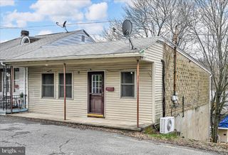 602 HILLSIDE AVE, Shamokin, PA 17872