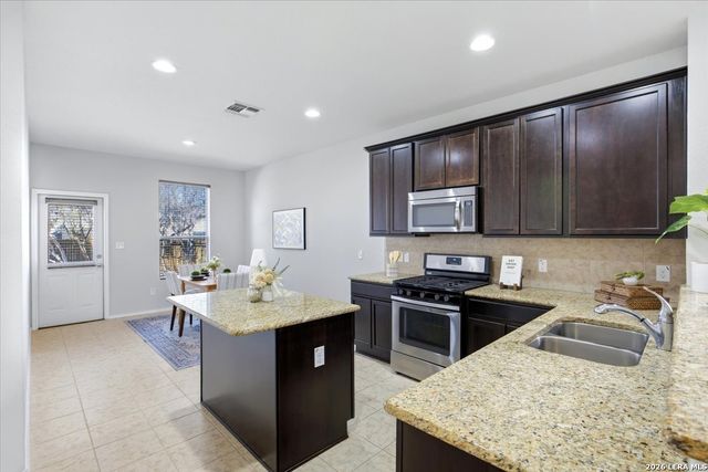 1529 Desert Candle, San Antonio, TX 78245