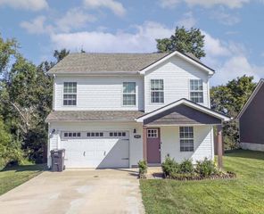 2994 Gibbs Ln, Clarksville, TN 37040