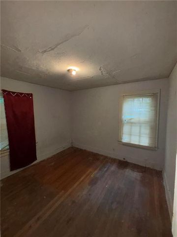 16 Grove Park Place, Atlanta, GA 30318
